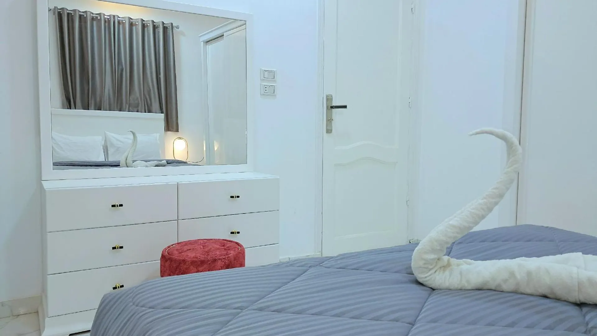 Modern Winter Apartment Aparthotel