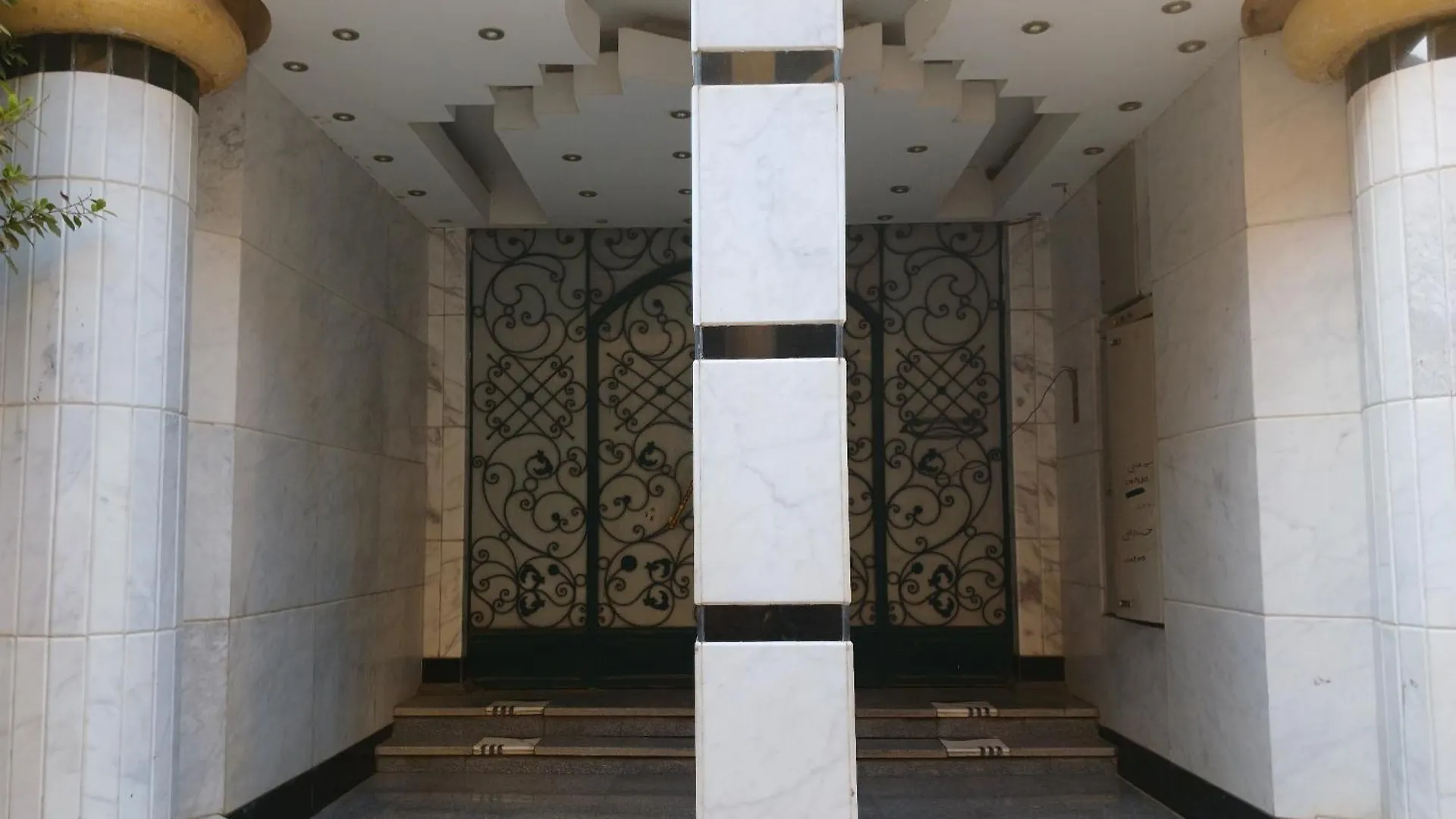 Modern Winter Apartment Aparthotel Luxor