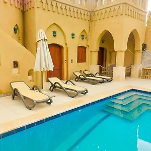 Villa Nur, Louxor